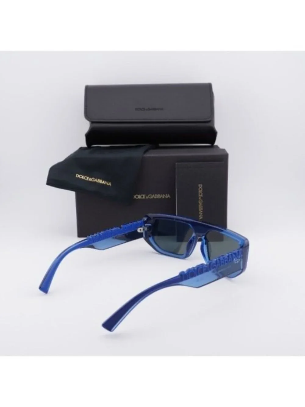 Dolce & Gabbana authentic dolce